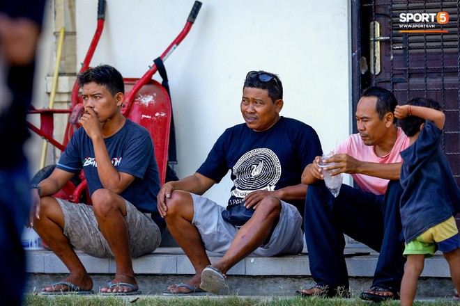 Hình ảnh trái chiều về tinh thần của tuyển Việt Nam và Indonesia trên đảo Bali: Một phía rệu rã, một bên khí thế hừng hực - Ảnh 4.