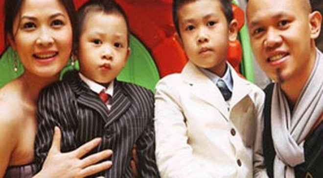 C&ocirc; Hạnh b&aacute;n hoa &ldquo;Về nh&agrave; đi con&rdquo; lần đầu khoe ảnh b&ecirc;n chồng cũ, vui vẻ &ldquo;t&aacute;i ngộ&rdquo; sau ly h&ocirc;n  - Ảnh 4.
