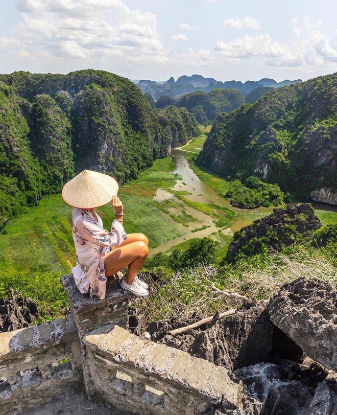 HOT: Vượt qua Thái Lan và Singapore, Việt Nam trở thành điểm đến hàng đầu châu Á năm 2019 - Ảnh 2.