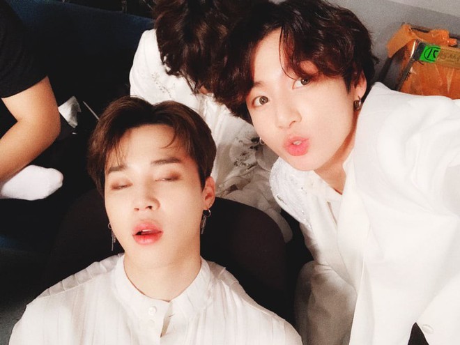 Đúng là idol toàn cầu, Jimin (BTS) lọt top trending gần 50 quốc gia nhân dịp sinh nhật nhưng dở khóc dở cười là loạt ảnh dìm không thương tiếc - Ảnh 7.