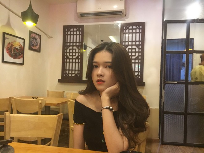 Nữ sinh HUTECH s&aacute;ng nhất m&ugrave;a quốc ph&ograve;ng năm nay, nh&igrave;n tho&aacute;ng qua c&ograve;n tưởng l&agrave; chị em song sinh với &ldquo;nữ thần lai&rdquo; Nancy - Ảnh 5.