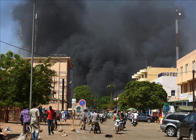 Tấn công nhà thờ Hồi giáo ở Burkina Faso, 16 người thiệt mạng  - Ảnh 1.