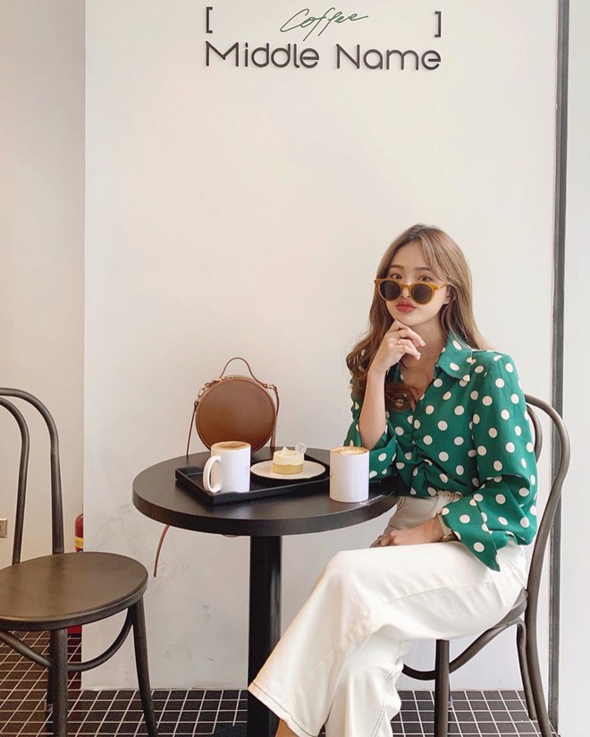 5 mẫu áo sơ mi đang chiếm sóng Thu 2019, mau tậu gấp để “nâng level” phong cách thôi các nàng công sở! - Ảnh 19.