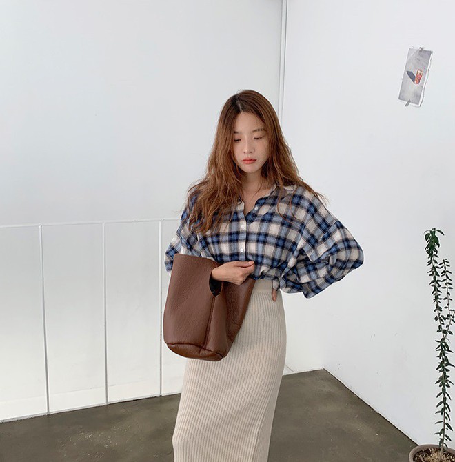 5 mẫu áo sơ mi đang chiếm sóng Thu 2019, mau tậu gấp để “nâng level” phong cách thôi các nàng công sở! - Ảnh 10.