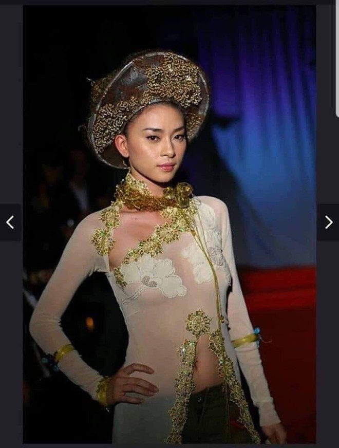X&ocirc;n xao ảnh Ng&ocirc; Thanh V&acirc;n diện &aacute;o d&agrave;i xuy&ecirc;n thấu, hở cả v&ograve;ng eo sau khi l&ecirc;n &aacute;n nữ ca sĩ Kacey Musgraves mặc &aacute;o d&agrave;i Việt phản cảm - Ảnh 1.