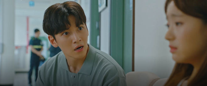 Gu bạn gái mặn của Ji Chang Wook: Ăn nhiều hay tóc bết đều được, nhưng thích đánh người là chào thân ái! - Ảnh 3.