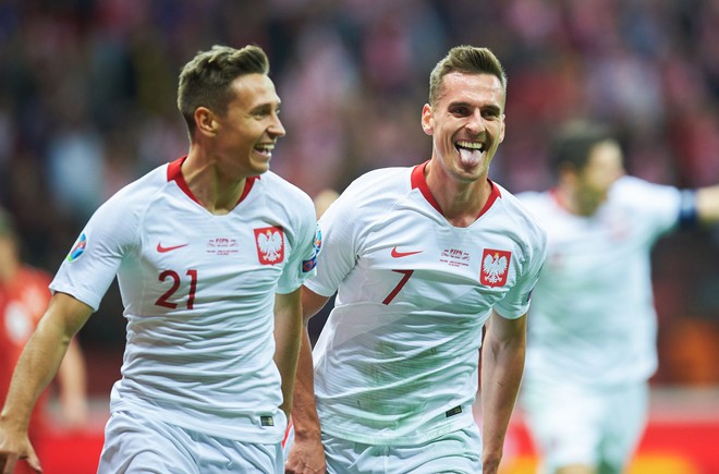 X&aacute;c định th&ecirc;m 2 đội b&oacute;ng gi&agrave;nh v&eacute; dự Euro 2020: Kh&ocirc;ng phải Đức v&agrave; H&agrave; Lan d&ugrave; 2 &ocirc;ng lớn đều thắng - Ảnh 2.