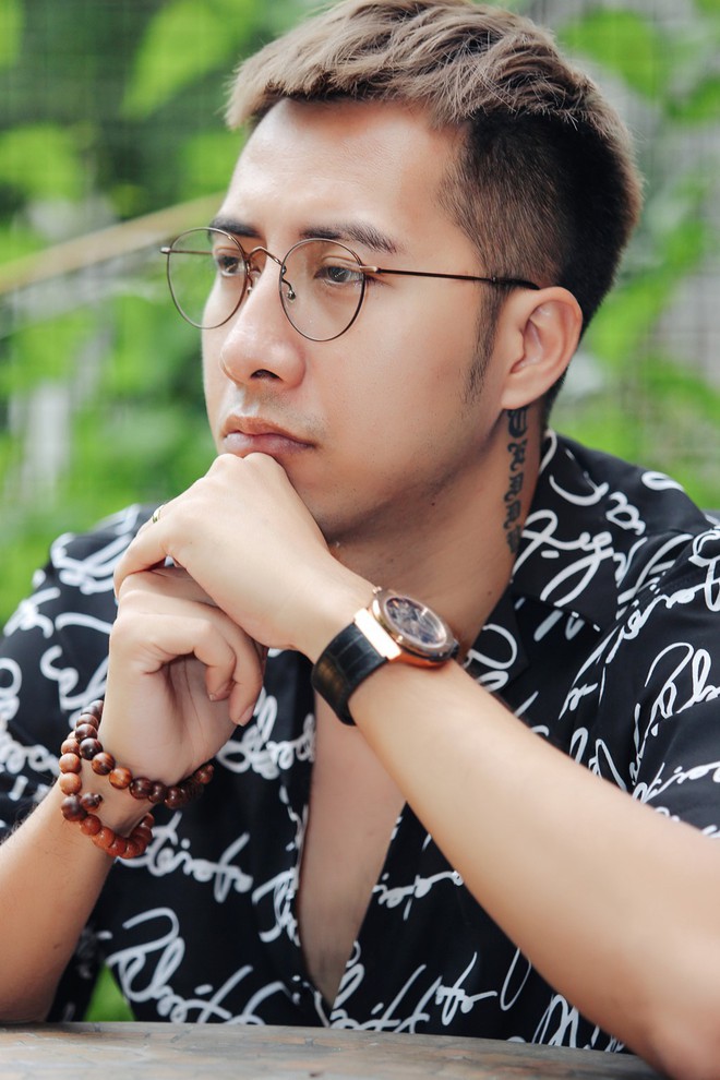 Chịu nhiều &aacute;p lực v&agrave; chỉ tr&iacute;ch miệt thị, những ng&ocirc;i sao Vpop n&agrave;y đều c&oacute; biểu hiện trầm cảm, tổn hại bản th&acirc;n v&agrave; kh&ocirc;ng dưới một lần nghĩ đến chuyện tự tử - Ảnh 11.