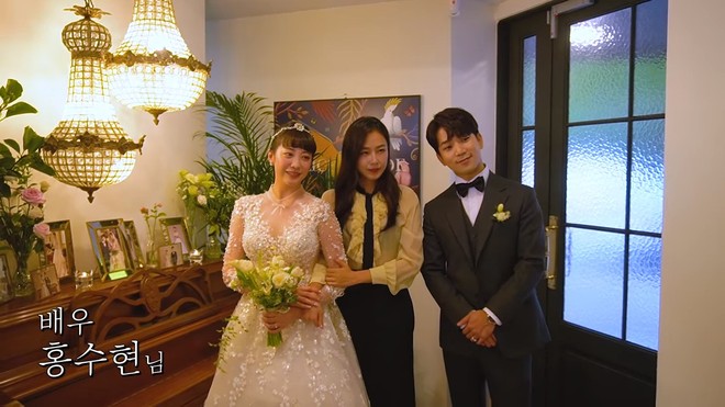 Hôn lễ cặp đôi cưới sau 700 ngày yêu: Lung linh, cô dâu lộng lẫy, Taecyeon (2PM) cùng dàn nam thần MBLAQ đến chung vui - Ảnh 14.