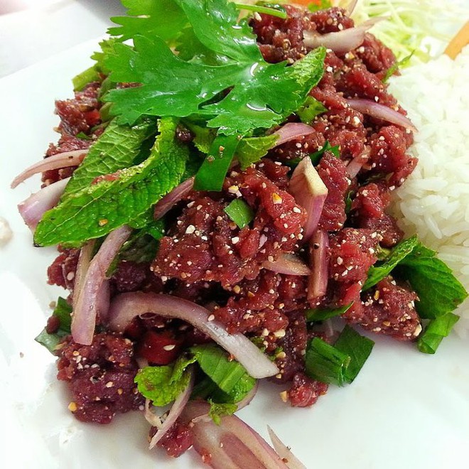 Vẫn biết đi chơi l&agrave; ch&iacute;nh, ăn l&agrave; chủ yếu nhưng h&atilde;y cẩn thận với mấy m&oacute;n ăn kinh dị c&oacute; thể g&acirc;y chết người n&agrave;y ở Th&aacute;i Lan - Ảnh 3.