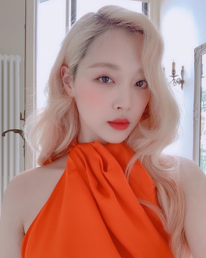 Sulli đúng là nhan sắc độc nhất vô nhị của Kpop: Không kiểu tóc nào có thể dìm, còn biến 2 kiểu khó thẩm thấu thành hot trend - Ảnh 11.