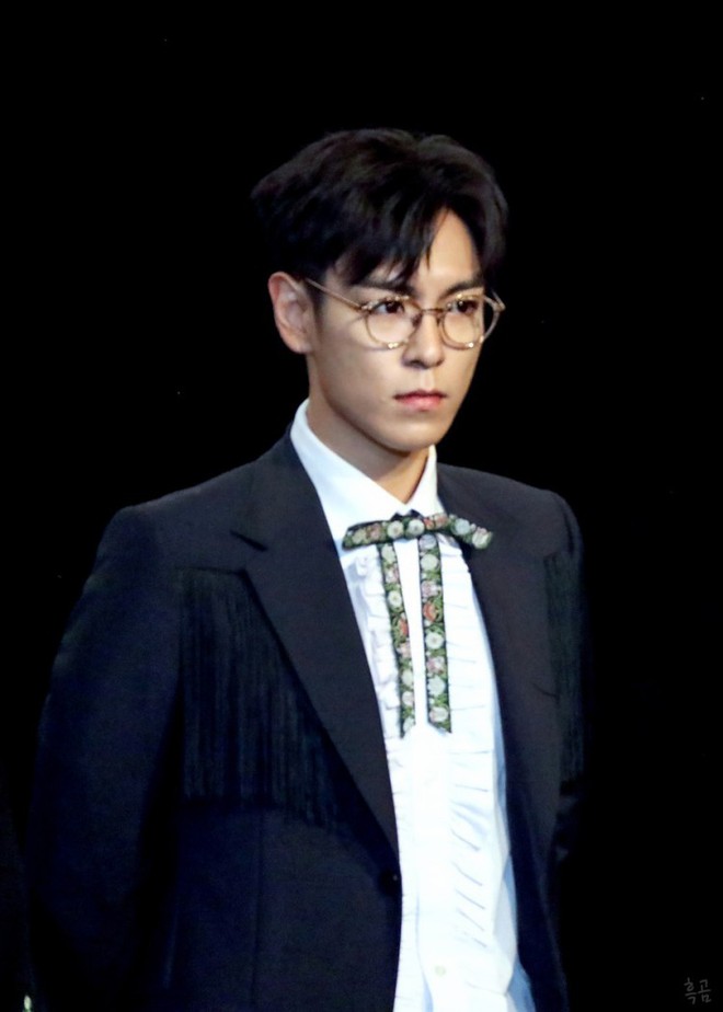 Sau khi tung hint come back, T.O.P (BIGBANG) bất ngờ chia sẻ Bình luận độc hại chính là giết người, ám chỉ chuyện của Sulli? - Ảnh 2.