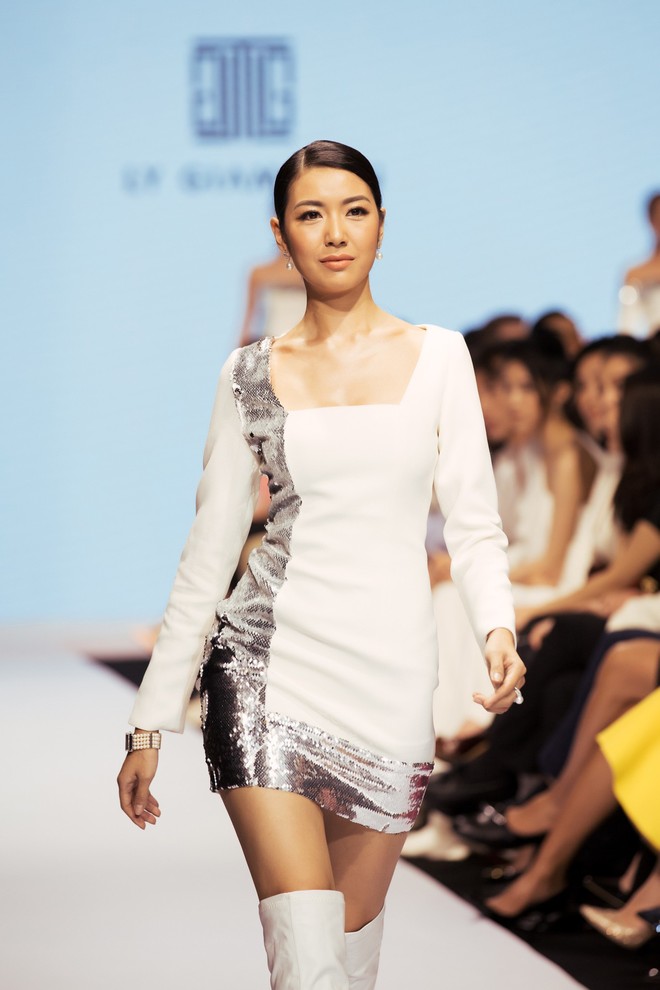 Bị chê catwalk tệ, Thúy Vân vẫn đắt show hơn Hương Ly tại Hoa hậu Hoàn vũ VN - Ảnh 5.