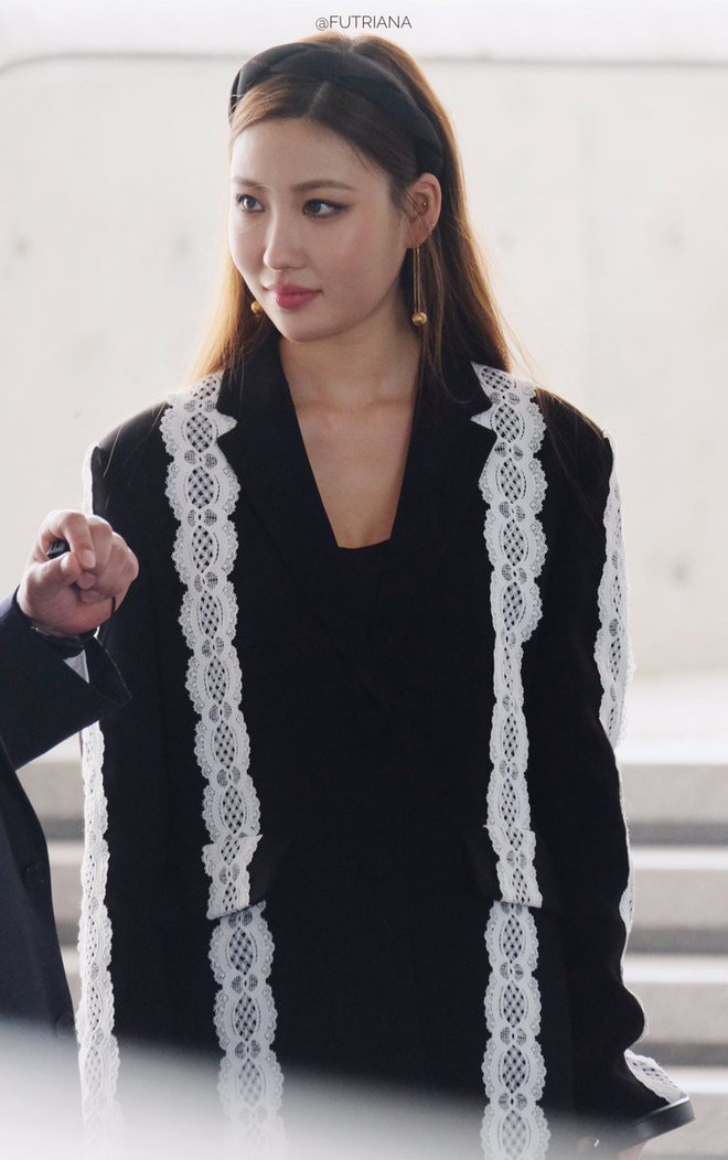 Hyomin tái hiện lại kiểu tóc trứ danh của Sulli, hội ngộ Eun Jung, Qri tại Seoul Fashion Week - Ảnh 7.