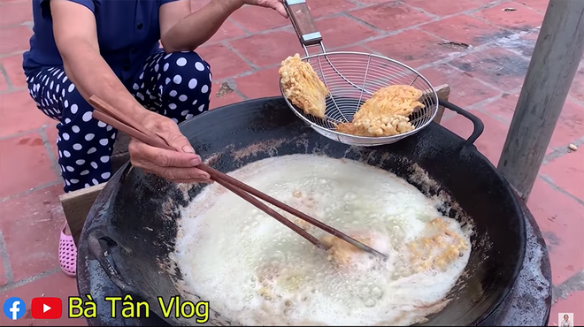 Giữa giông bão lùm xùm, Bà Tân Vlog vẫn ra clip mới, đại diện truyền thông tiết lộ không dám cho bà đọc bất cứ bình luận nào - Ảnh 5.