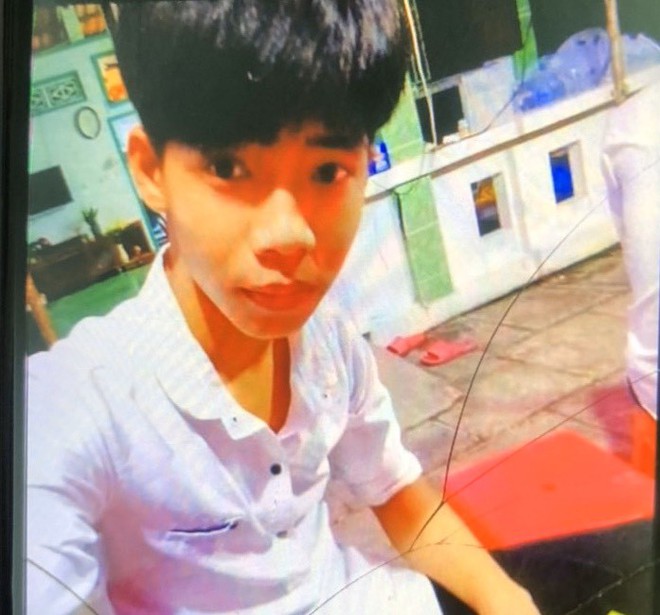 Lời khai của thanh niên 20 tuổi đâm chết người sau va chạm giao thông ở Sài Gòn - Ảnh 1.