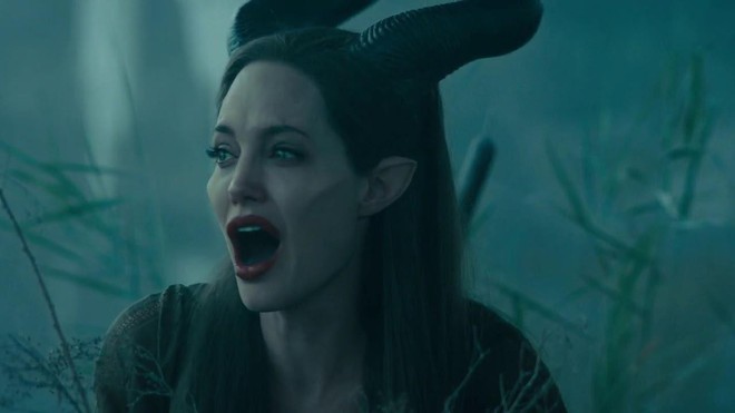 Giả thuyết Maleficent quyền lực cũng là một nạn nhân của căn bệnh trầm cảm? - Ảnh 5.