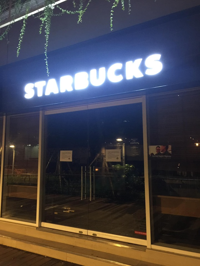 Nóng: Ô nhiễm nguồn nước, một cửa hàng Starbucks ở Hà Nội phải tạm đóng cửa, chưa hẹn ngày quay trở lại - Ảnh 4.