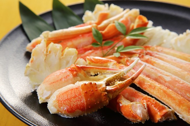 Đã có cua hoàng đế King Crab thì phải có cua hoàng hậu Hanasaki “lừng lẫy” xứ sở mặt trời mọc mới đủ bộ nhà cua “quýs tộc’’ - Ảnh 3.