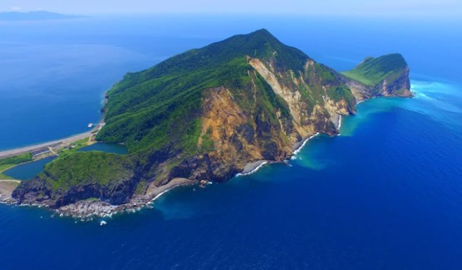 Đủ loại hình dáng từ cute đến… “rùng mình” của 10 hòn đảo độc đáo nhất thế giới, trong đó có 1 cái tên đến từ Việt Nam - Ảnh 5.
