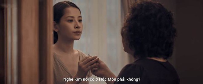 5 chi tiết có thể bị bỏ lỡ ở teaser Chị Chị Em Em: Tiểu tam hai hệ Chi Pu cắt tóc lụy tình, Thanh Hằng tài phiệt vẫn phải đi làm thêm? - Ảnh 3.