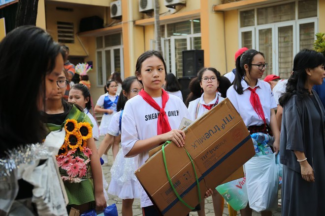 Độc đáo chương trình biểu diễn thời trang chung tay bảo vệ môi trường của học sinh Hà Nội - Ảnh 10.