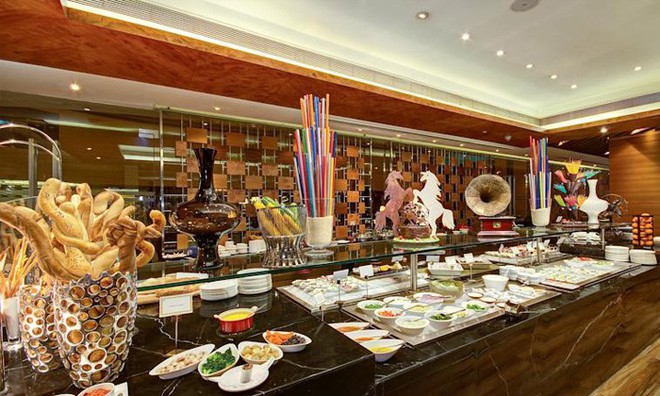 Chàng trai chỉ cách đi ăn buffet bài bản sao cho lời nhất, dân mạng chỉ biết trầm trồ lưu lại còn học theo ngay vì quá đỉnh - Ảnh 4.