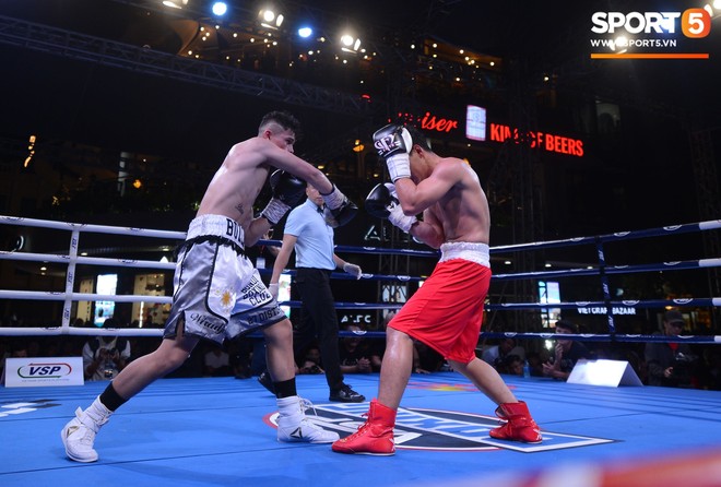 Victory 8: Đ&aacute;nh bại nh&agrave; v&ocirc; địch H&agrave;n Quốc, Nam vương Trương Đ&igrave;nh Ho&agrave;ng gi&agrave;nh chiếc đai lịch sử cho quyền Anh Việt Nam - Ảnh 12.