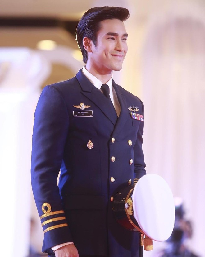 Nam chính Vì Sao Đưa Anh Tới bản Thái Nadech Kugimiya: Giải thưởng cả trăm cái, nhân phẩm vàng mười - Ảnh 8.