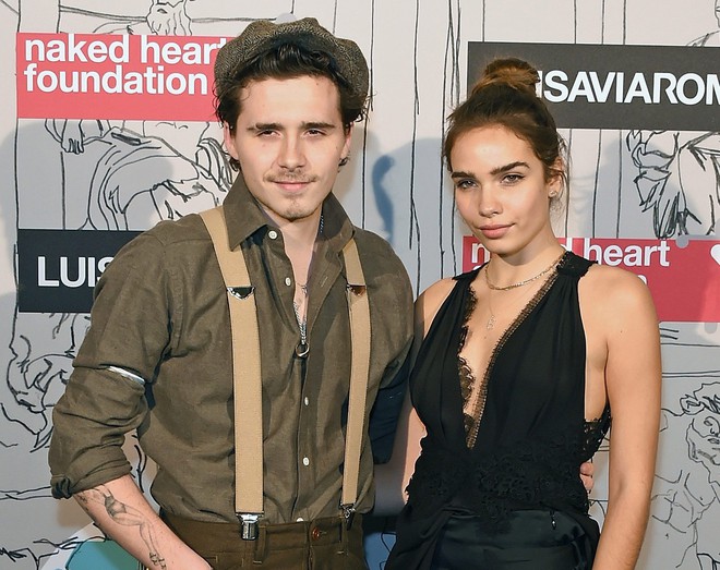 Vừa chia tay mẫu trẻ, Brooklyn Beckham hẹn hò nữ diễn viên hơn 5 tuổi: Tình mới na ná Victoria và bạn gái cũ? - Ảnh 4.