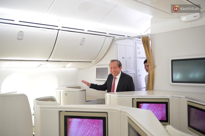 Vietnam Airlines đ&oacute;n chiếc m&aacute;y bay thứ 100, bổ sung m&aacute;y bay th&acirc;n rộng v&agrave;o đo&agrave;n bay hiện đại - Ảnh 3.