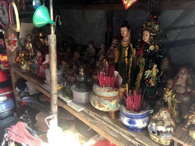 Người phụ nữ S&agrave;i G&ograve;n một thời gi&agrave;u c&oacute;, 94 tuổi sống gầm cầu, b&aacute;n v&eacute; số - Ảnh 5.