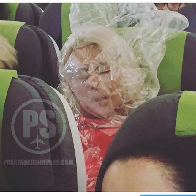 Tụt huyết áp với những điều kì quặc trên máy bay khiến hành khách đi cùng phải khóc thét đòi xuống - Ảnh 4.