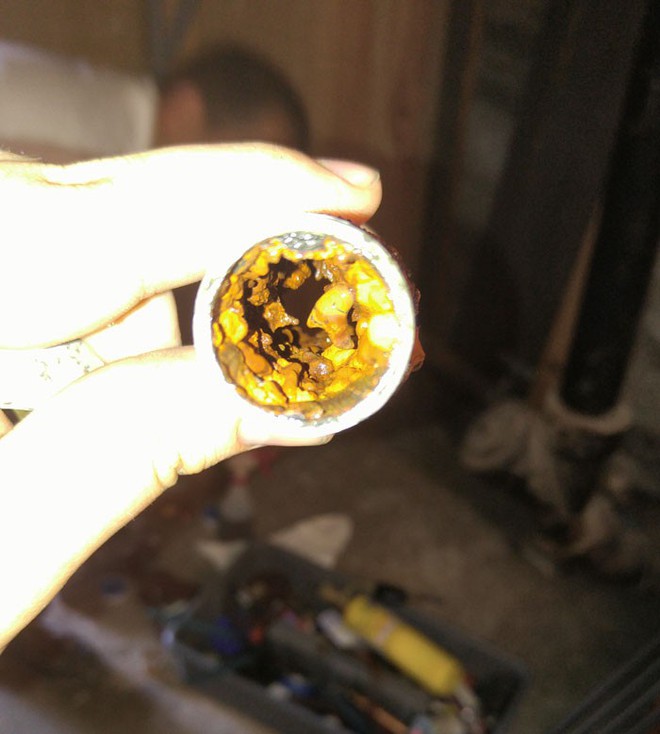 Ch&agrave;ng trai sửa bể phốt trong 2 năm v&agrave; đ&acirc;y l&agrave; những nh&agrave; vệ sinh đ&atilde; &aacute;m ảnh anh ta cả trong giấc ngủ - Ảnh 10.