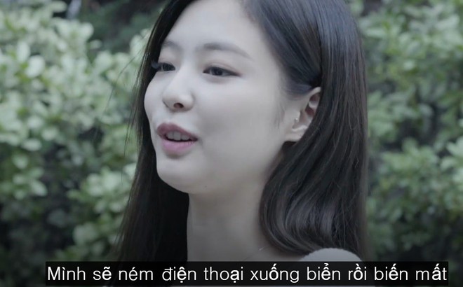 Fan BLACKPINK hoang mang: Jennie muốn biến mất, kiệt quệ đến mức phải nhờ người dìu tại sân bay gần đây - Ảnh 2.