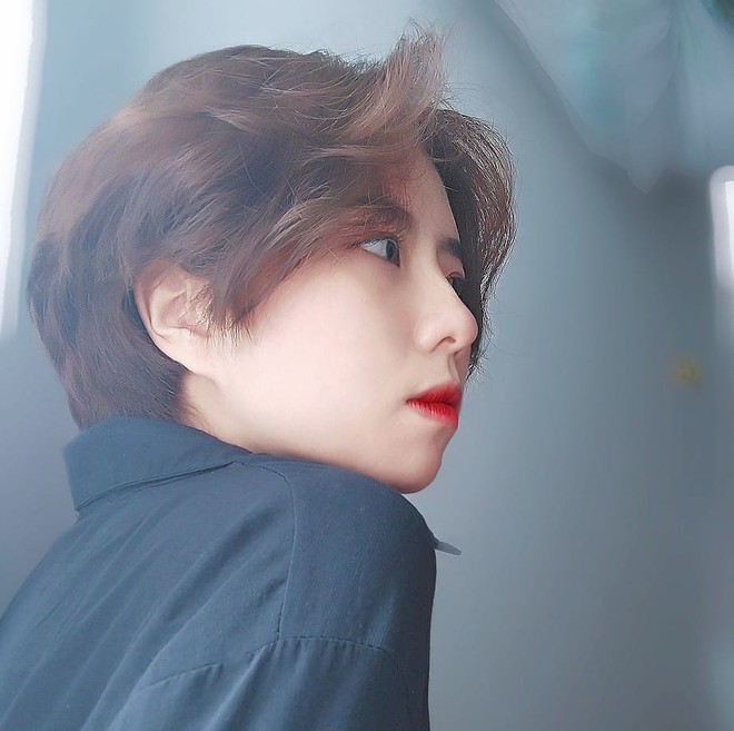 Khoe ảnh dậy th&igrave; th&agrave;nh c&ocirc;ng, girl xinh trường Y su&yacute;t bị thả phẫn nộ v&igrave; r&otilde; r&agrave;ng xinh từ b&eacute; rồi m&agrave;! - Ảnh 3.
