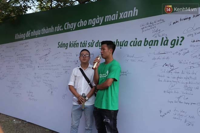 Gần 6.000 vận động vi&ecirc;n marathon h&agrave;o hứng ủng hộ chương tr&igrave;nh đưa s&aacute;ng kiến việc t&aacute;i sử dụng nhựa - Ảnh 2.
