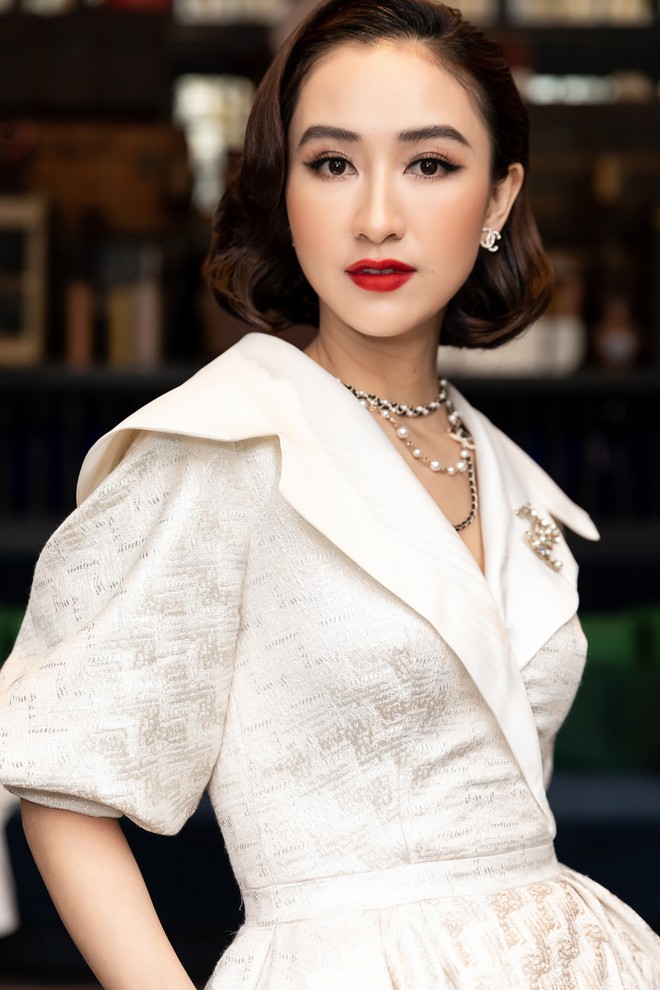 D&agrave;n Hoa hậu, &Aacute; hậu hot nhất nh&igrave; Vbiz v&aacute;y &aacute;o lộng lẫy, đụng độ bất ph&acirc;n thắng bại trong một khung h&igrave;nh - Ảnh 13.