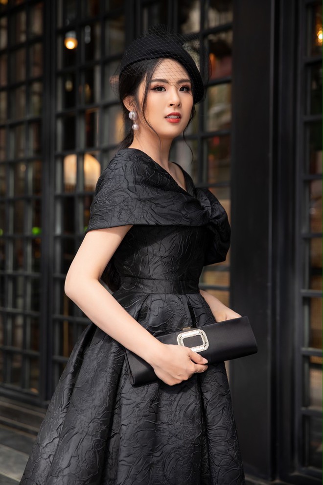 D&agrave;n Hoa hậu, &Aacute; hậu hot nhất nh&igrave; Vbiz v&aacute;y &aacute;o lộng lẫy, đụng độ bất ph&acirc;n thắng bại trong một khung h&igrave;nh - Ảnh 5.