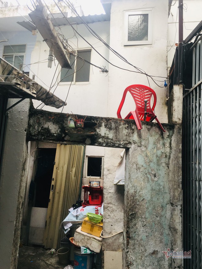 Từng c&oacute; ng&agrave;n m2 đất ở khu nh&agrave; gi&agrave;u, gia đ&igrave;nh S&agrave;i G&ograve;n chỉ c&ograve;n căn nh&agrave; 2,4m2 - Ảnh 1.