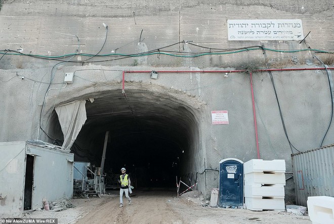 Bên trong thành phố cho người chết khổng lồ dưới lòng Jerusalem - Ảnh 2.