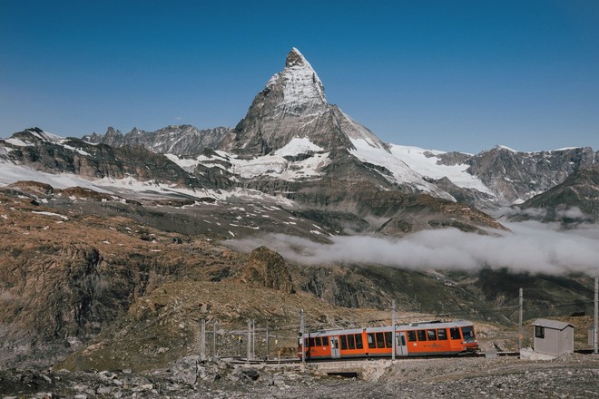 Giữa lúc khắp nơi ô nhiễm như thế này, mời bạn xem ngay bộ ảnh du lịch xanh mướt ở Thụy Sĩ để xoa dịu tâm hồn nhé! - Ảnh 15.