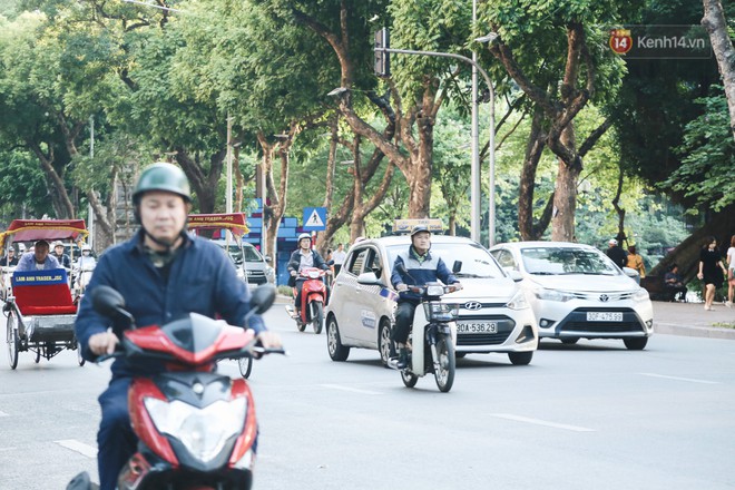 Người Hà Nội nói gì trước đề xuất cấm phương tiện lưu thông quanh Hồ Hoàn Kiếm trong 1 tháng? - Ảnh 5.