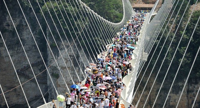 Nóng: Hơn 32 công trình cầu kính nổi tiếng của Trung Quốc bất ngờ đóng cửa, trong đó có cả “thiên đường sống ảo” Trương Gia Giới - Ảnh 5.