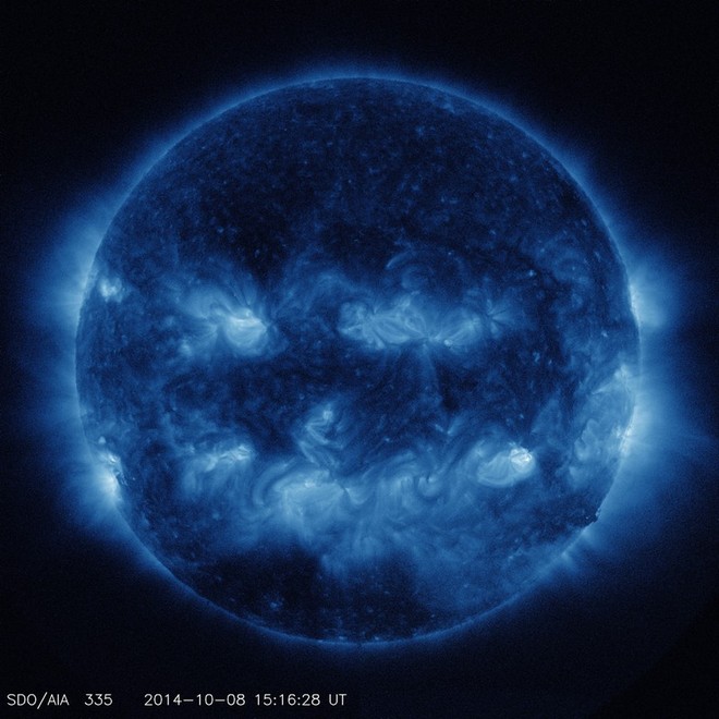 NASA đăng ảnh Mặt trời bí ngô ma quái” chào Halloween - Ảnh 2.