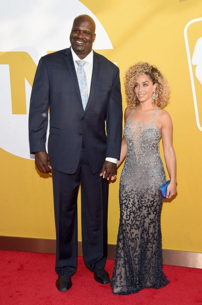 Những cặp đôi đũa lệch nhất trong lịch sử NBA (Phần 2): Choáng trước cặp vợ chồng có chiều cao chênh gần... 70cm - Ảnh 3.