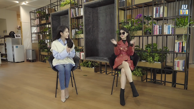 IU phân thân phỏng vấn nóng CEO Hotel Del Luna: Khách nhiều tiền là thượng đế, muốn kiếp sau có mối tình đẹp với Goo Chan Sung! - Ảnh 6.