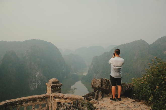 Nhà nhà đều check in với ruộng bậc thang, riêng anh chàng hoàn hảo này lại về kinh đô cũ vào mùa gió lặng, trời trong và cho ra đời bộ ảnh đẹp mãn nhãn - Ảnh 14.