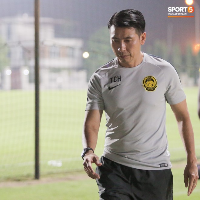 Đội tuyển Malaysia tập trễ hơn kế hoạch vì chờ thầy trò HLV Park Hang-seo - Ảnh 10.