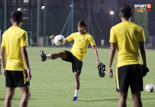 Đội tuyển Malaysia tập trễ hơn kế hoạch vì chờ thầy trò HLV Park Hang-seo - Ảnh 11.